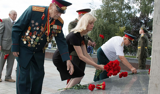 В Твери почтили память погибших в Курской битве