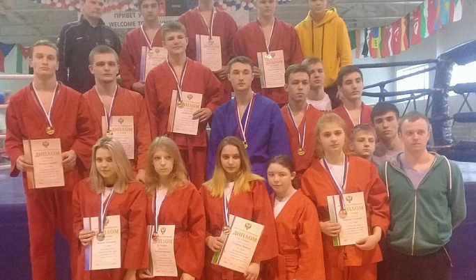 15 медалей привезли тверские борцы с первенства России