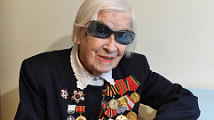 Игорь Руденя поздравил с 96-летием ветерана войны Марию Потапову 