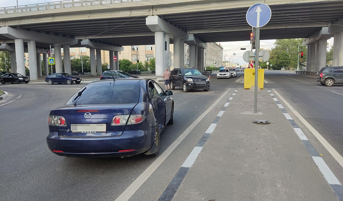 В ДТП под Мигаловским мостом в Твери пострадали два 3-летних ребенка