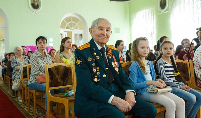 Игорь Руденя поздравил с 95-летием ветерана Великой Отечественной войны Ивана Кладкевича