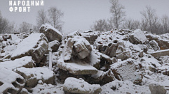 Народный фронт призвал власти Вышнего Волочка убрать годовалые руины возле детсада и поликлиник