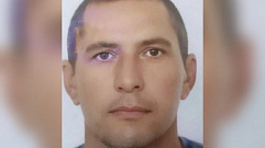 Мужчину с родинкой на щеке разыскивают в Тверской области 