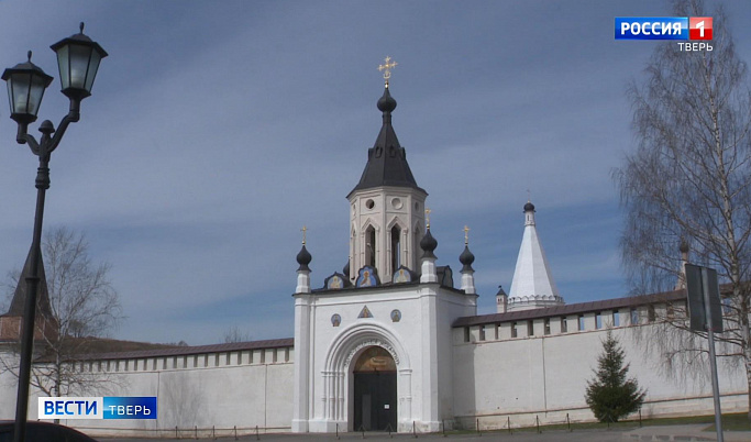 В Старицком Свято-Успенском монастыре возрождают традицию сбора березового сока
