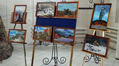 В колонии Бежецка открылась выставка картин, написанных осужденными
