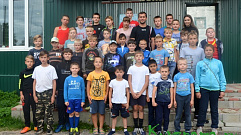 Футболист Александр Кержаков встретился с юными боксерами из Тверской области