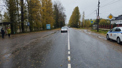 В Тверской области легковушка сбила пешехода, вышедшего из-за автобуса
