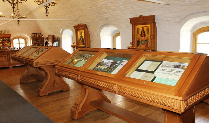 В Старице открылась выставка, посвященная Свято-Успенскому монастырю