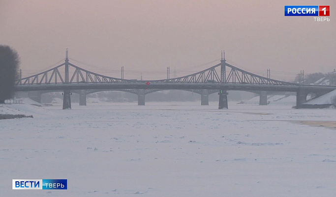 Жителей Тверской области просят не выходить на неокрепший лед