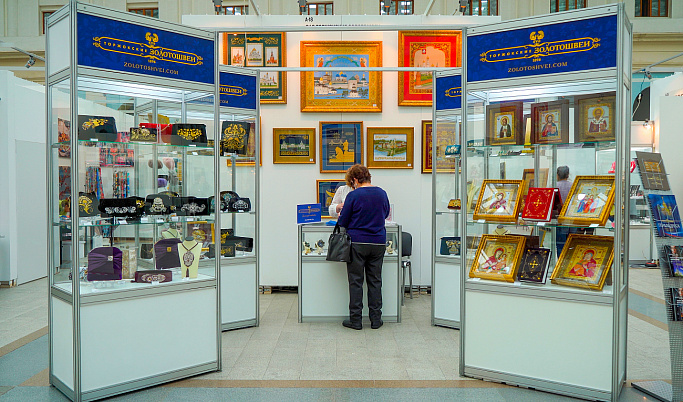 «Торжокские золотошвеи» представляют свою продукцию на выставке «Уникальная Россия»