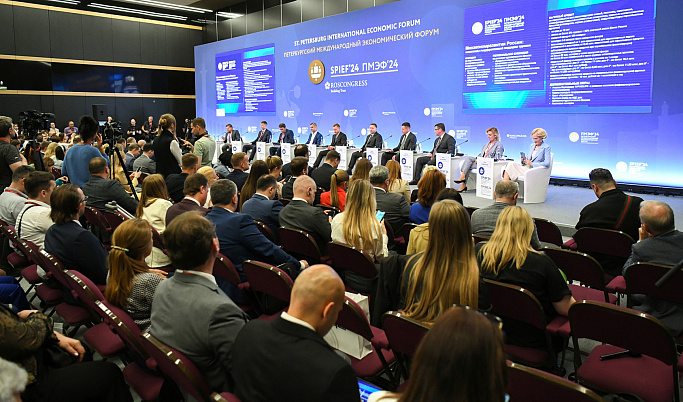 Игорь Руденя принял участие в сессии «Туризм и индустрия гостеприимства: новые механизмы государственной поддержки»