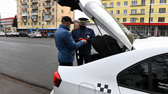 В Твери проверяют такси на соблюдение водителями и пассажирами масочного режима