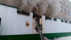 Пожар на складе с обувью ликвидировали в Кимрах