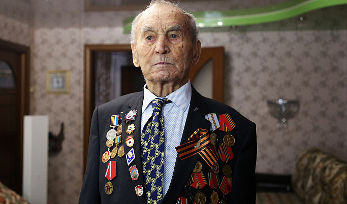 Ветеранам Великой Отечественной войны в Ржеве вручили ордена Почёта