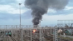На железнодорожных путях в Твери загорелся пассажирский вагон