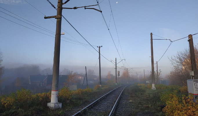 Жители тверского посёлка пожаловались на шум и грязь от поездов