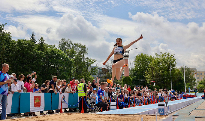 Уроженка Вышнего Волочка Таисия Дмитриева побила личный рекорд на фестивале легкой атлетики в Твери