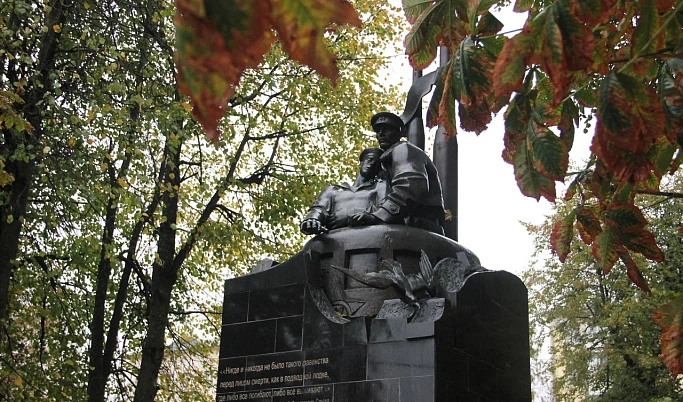Памятник морякам-подводникам в Твери отремонтируют за 300 тысяч рублей