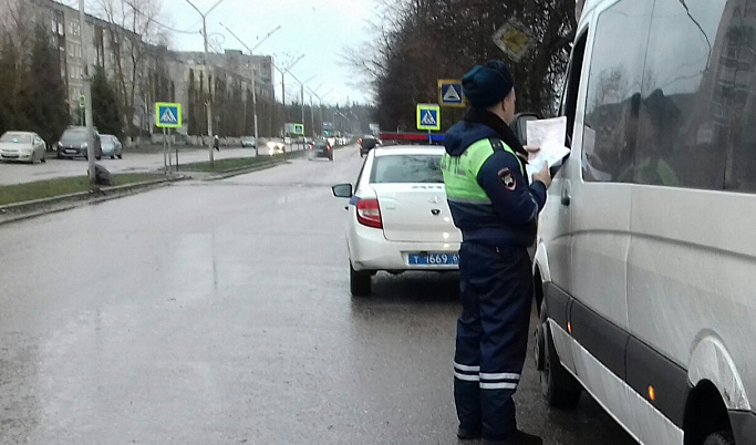 Проверки пассажирского транспорта продолжаются в Тверской области