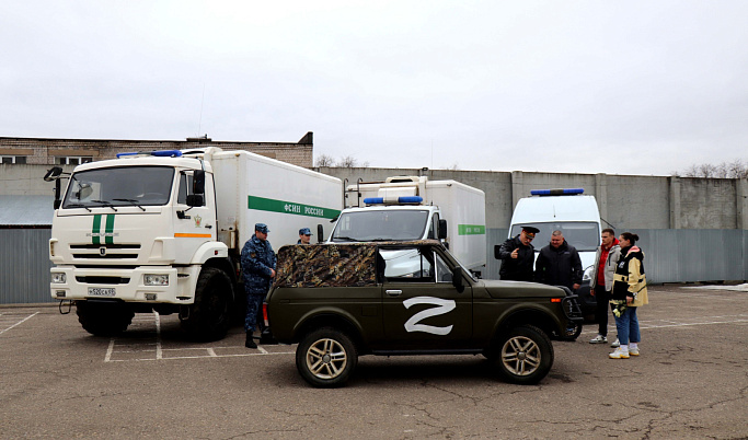 В Тверской области осужденные отремонтировали «Ниву» для бойцов СВО
