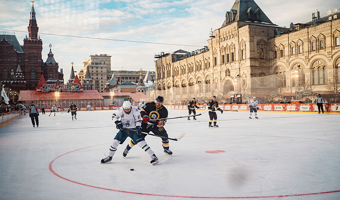 Тверские хоккеисты обыграли команду из Белгорода на ГУМ-катке в Москве