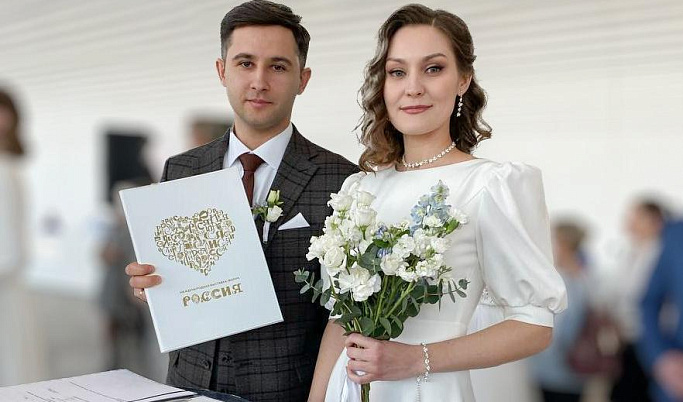Работники Калининской АЭС поженились на выставке-форум «Россия» на ВДНХ