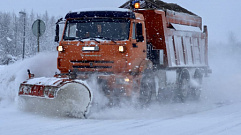 Дороги Тверской области очищают от снега 250 единиц техники
