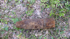 В Калининском районе обнаружили артиллерийский снаряд и ручную гранату