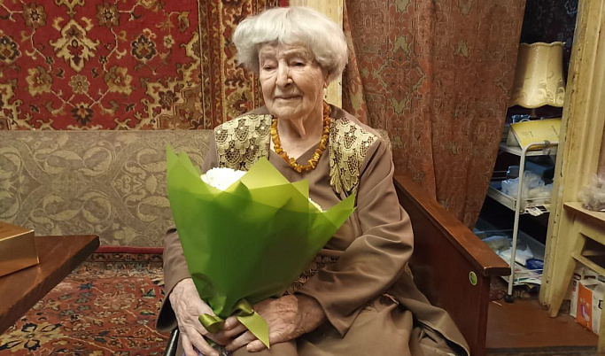 В Твери 100-летие празднует труженица тыла Зоя Платоновна Ковако