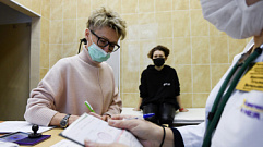 В Тверской области подростков вакцинируют против коронавирусной инфекции