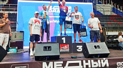Житель Конаково завоевал золото на соревнованиях по триатлону «Медный всадник» в Санкт-Петербурге