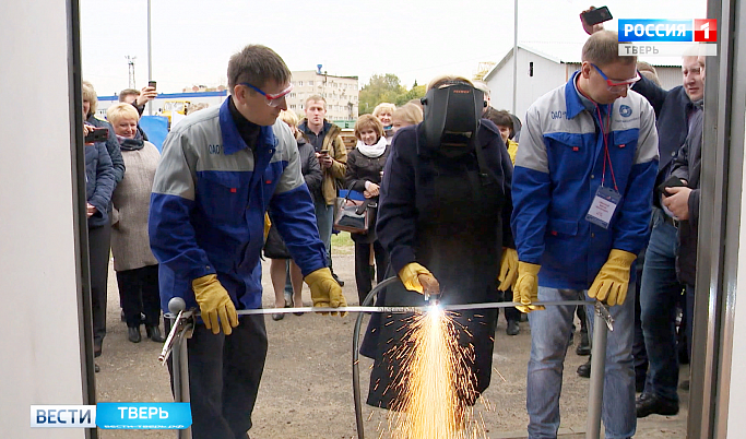 На Тверском вагоностроительном заводе завершились отборочные соревнования для сварщиков