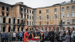 Митрополит Амвросий совершил литию по погибшим на пожаре в здании НИИ Минобороны в Твери