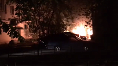 В Твери ночью сгорели два автомобиля