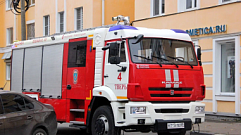 В Конаково пожарные спасли мужчину из горящей квартиры
