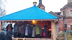 Жители села под Тверью не могут посещать храм, поэтому построили часовню