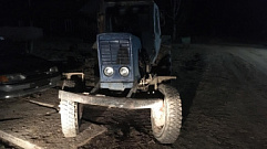 Пьяный тракторист скрылся с места аварии в Тверской области