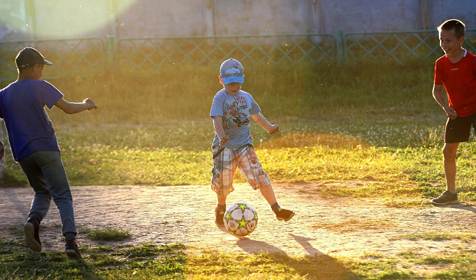 В Твери продолжаются игры среди дворовых футбольных команд