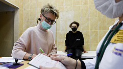 Более 100 подростков в Тверской области вакцинировались против коронавирусной инфекции