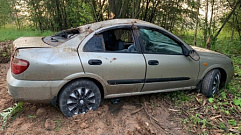 Водитель и пассажир пострадали в ДТП с перевернувшейся в Тверской области машиной