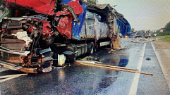 В Тверской области спустя несколько дней после ДТП с грузовиками скончался один из водителей