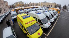 Игорь Руденя передал муниципалитетам автомобили скорой помощи и спецтранспорт для военных комиссариатов