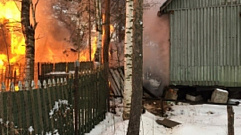 В Конаковском районе огонь уничтожил дачный дом