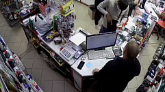26-летний житель Тверской области расплачивался в магазинах фальшивыми купюрами