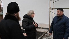 Игорь Руденя ознакомился с ходом отделочных работ в Спасо-Преображенском соборе