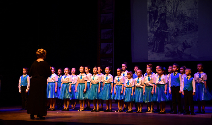 Тверские лицеисты подготовили праздничный концерт, посвященный Дню освобождения Калинина