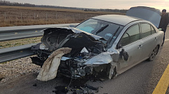 Женщина-водитель пострадала в аварии в Тверской области
