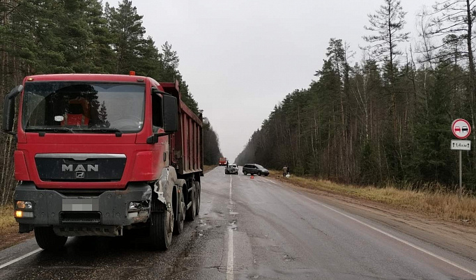 После ДТП на дороге в Тверской области три человека попали в больницу