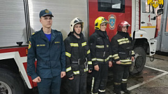 В Твери пожарные вытащили женщину из горящей квартиры на улице Фадеева