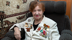 В Твери ветеран Галина Макеева отмечает 97-летие